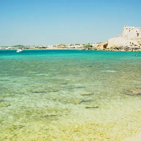 לינה וארוחת בוקר Trullo Di Mare 3*